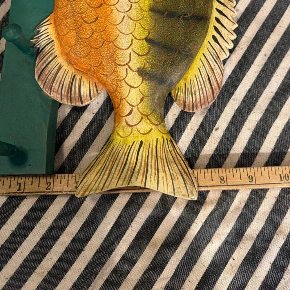 Vintage Style Hand Painted Wood Sunfish Bluegill Wall Hook Rack 4 Pegs 12.5in